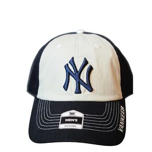 Ny yankes adjustable baseball hat NWT